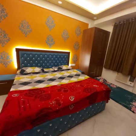 Karni Villa Lovely 2 Bhk Appt And Terrace ชัยปุระ ภายนอก รูปภาพ