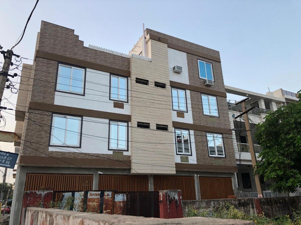 Karni Villa Lovely 2 Bhk Appt And Terrace ชัยปุระ ภายนอก รูปภาพ