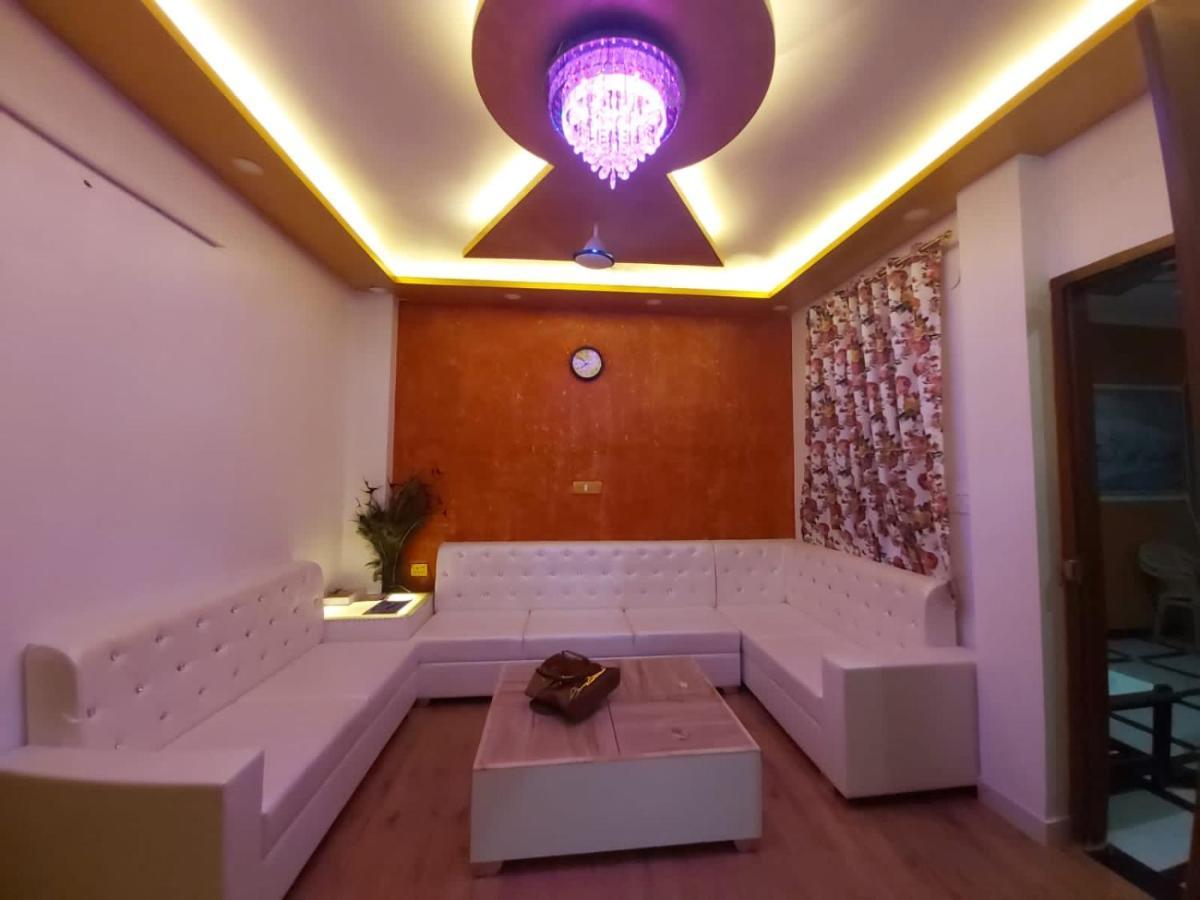 Karni Villa Lovely 2 Bhk Appt And Terrace ชัยปุระ ภายนอก รูปภาพ